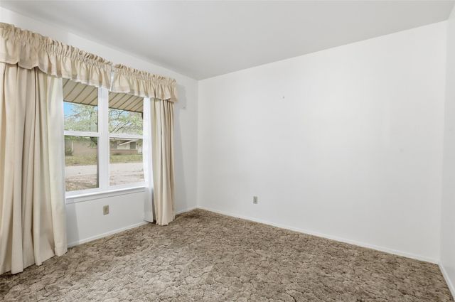 214 Jill Ann Drive, Burleson, TX 76028