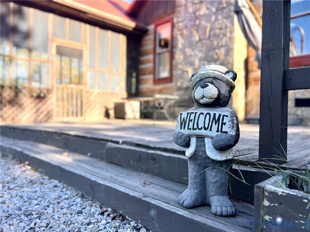 837 Briery Hills Dr, Meherrin, VA 23954