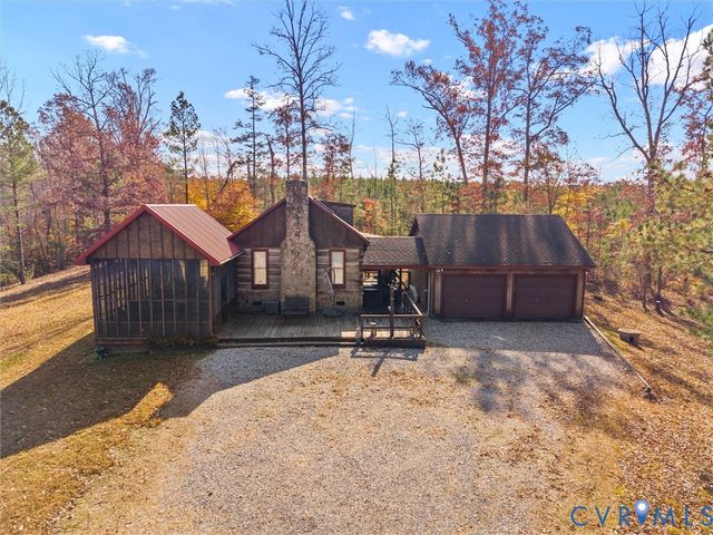 837 Briery Hills Dr, Meherrin, VA 23954