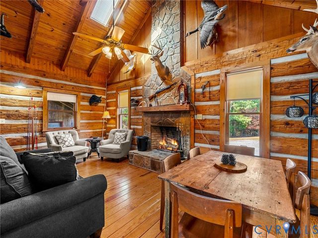 837 Briery Hills Dr, Meherrin, VA 23954