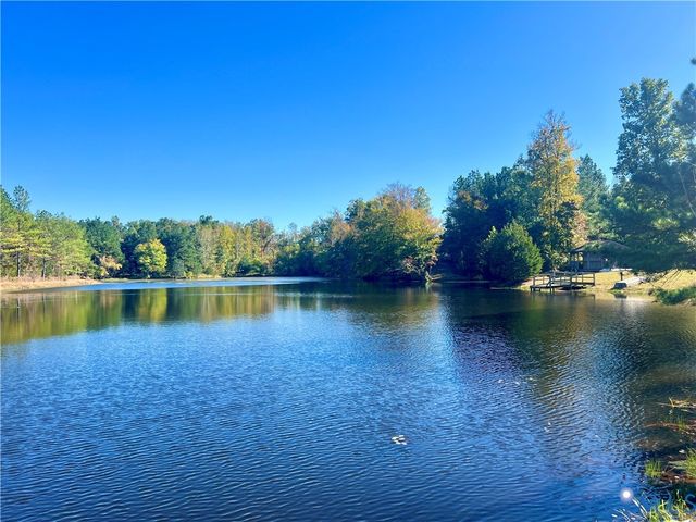 837 Briery Hills Dr, Meherrin, VA 23954