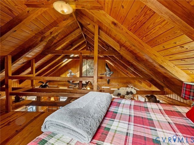 837 Briery Hills Dr, Meherrin, VA 23954