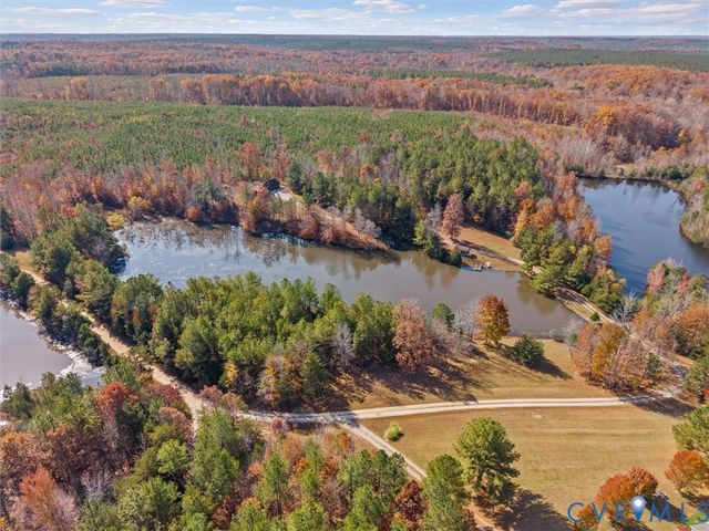 837 Briery Hills Dr, Meherrin, VA 23954