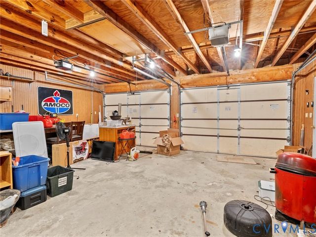 837 Briery Hills Dr, Meherrin, VA 23954