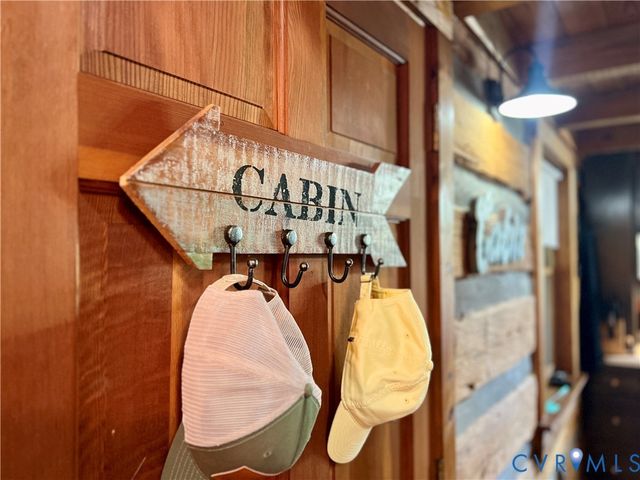 837 Briery Hills Dr, Meherrin, VA 23954