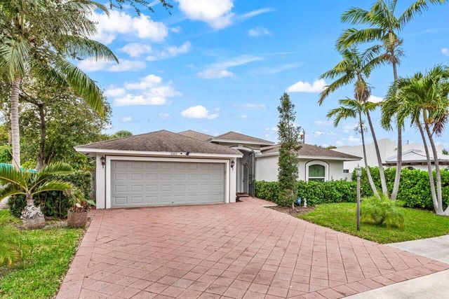 1501 N Palmway, Lake Worth Beach, FL 33460