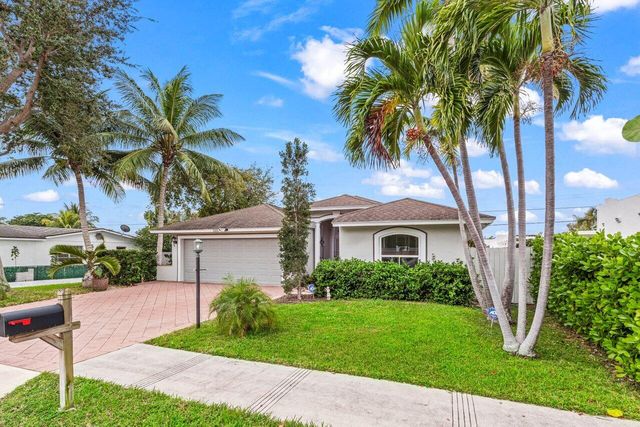 1501 N Palmway, Lake Worth Beach, FL 33460