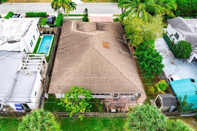 1501 N Palmway, Lake Worth Beach, FL 33460