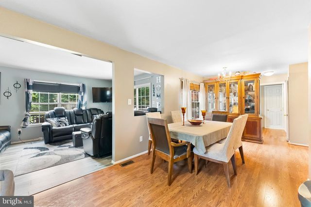 975 LINDSEY DR, Deptford, NJ 08096