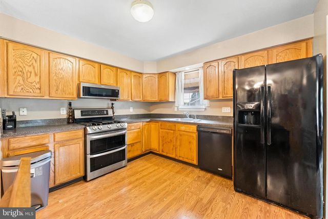 975 LINDSEY DR, Deptford, NJ 08096