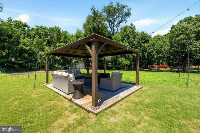 975 LINDSEY DR, Deptford, NJ 08096