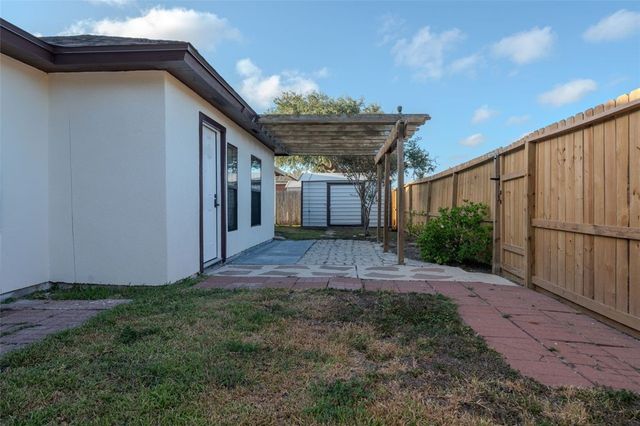 3110 Santa Cruz Dr, Corpus Christi, TX 78414