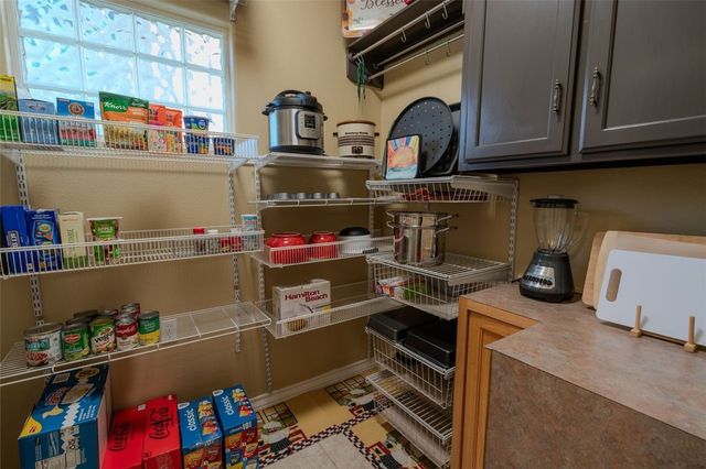 3110 Santa Cruz Dr, Corpus Christi, TX 78414