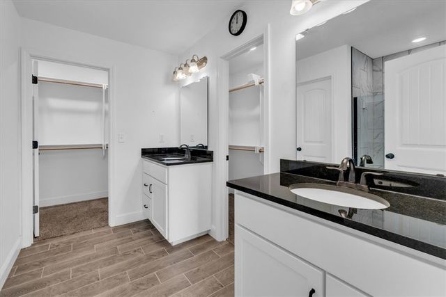 2121 Tallgrass Terrace, Centerton, AR 72719