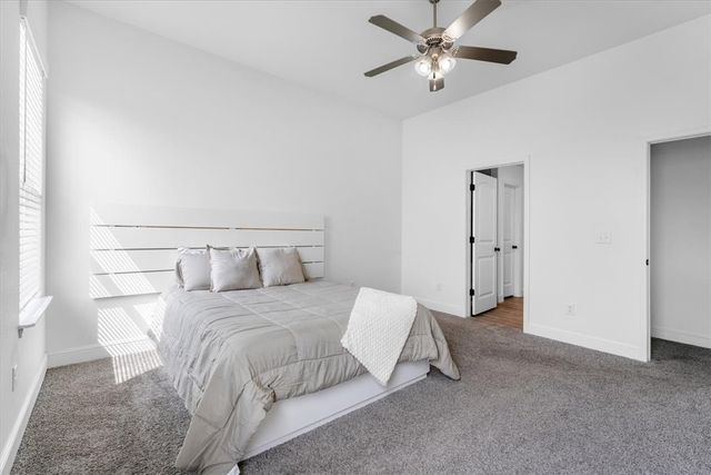 2121 Tallgrass Terrace, Centerton, AR 72719