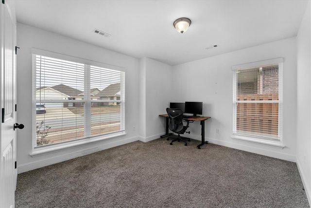 2121 Tallgrass Terrace, Centerton, AR 72719