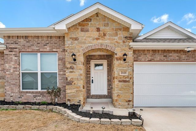 2121 Tallgrass Terrace, Centerton, AR 72719