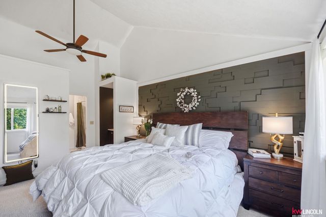 17010 Holmes Circle, Omaha, NE 68135