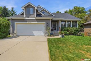 17010 Holmes Circle, Omaha, NE 68135