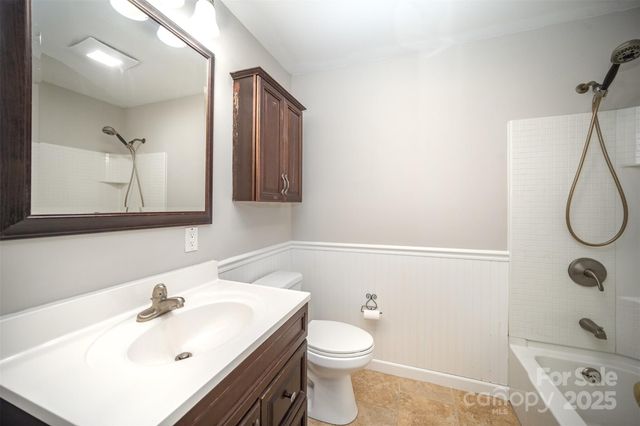 319 Scaleybark Drive, Charlotte, NC 28209