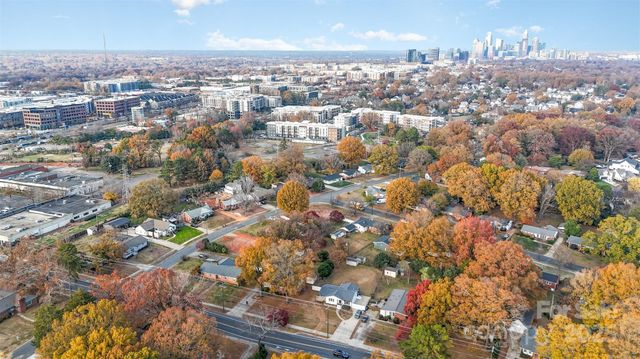 319 Scaleybark Drive, Charlotte, NC 28209