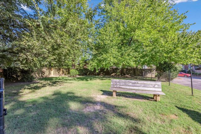 699 Hotchkiss Ln Unit D, Memphis, TN 38104