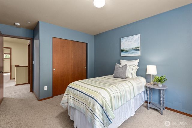 1190 Swan Loop, Dupont, WA 98327