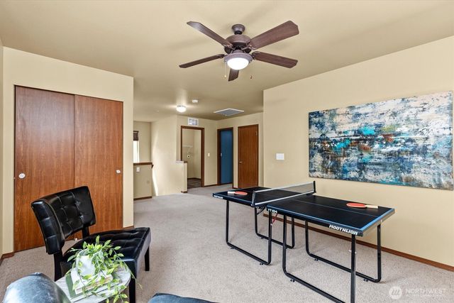 1190 Swan Loop, Dupont, WA 98327