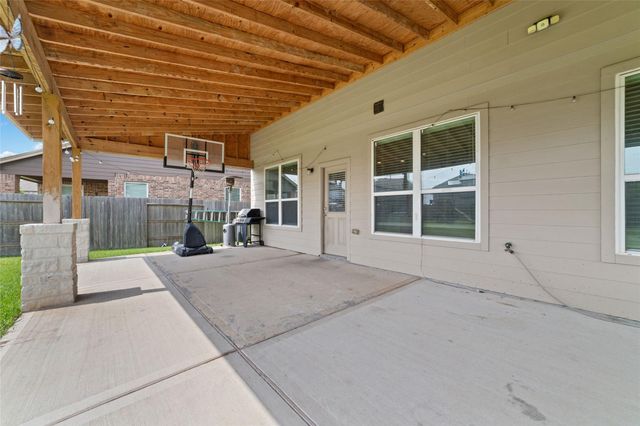 15315 Kinord Run Drive, Humble, TX 77346