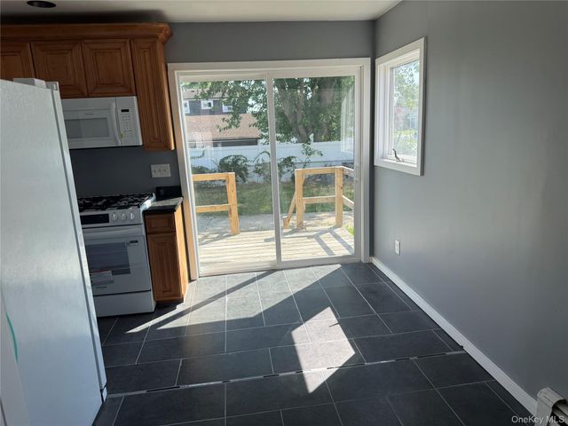 49 Noble Street, North Babylon, NY 11703