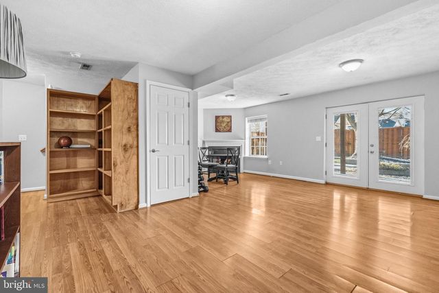 6163 TAMBORINE CT, Woodbridge, VA 22193