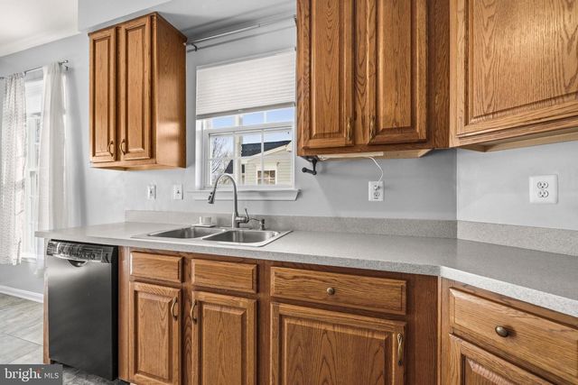 6163 TAMBORINE CT, Woodbridge, VA 22193