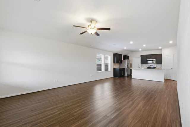 8811 Beacon Mill Drive, Cypress, TX 77433