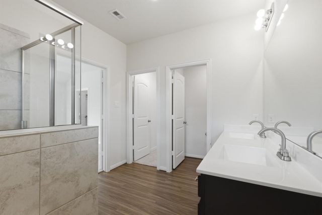 8811 Beacon Mill Drive, Cypress, TX 77433