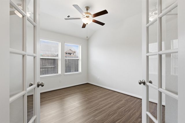 8811 Beacon Mill Drive, Cypress, TX 77433