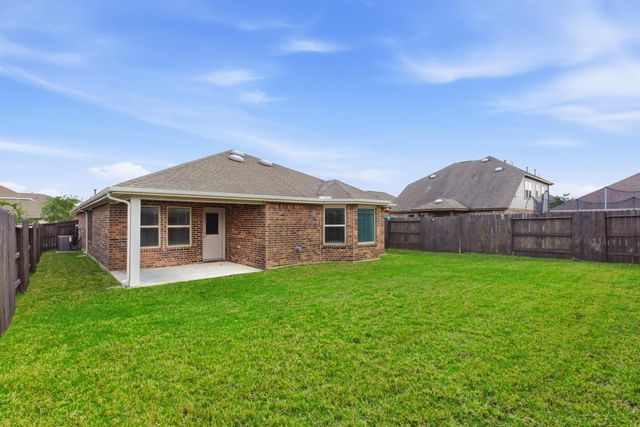 8811 Beacon Mill Drive, Cypress, TX 77433