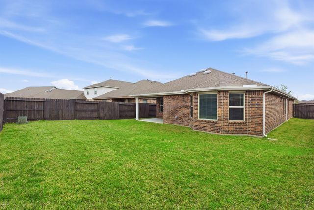 8811 Beacon Mill Drive, Cypress, TX 77433