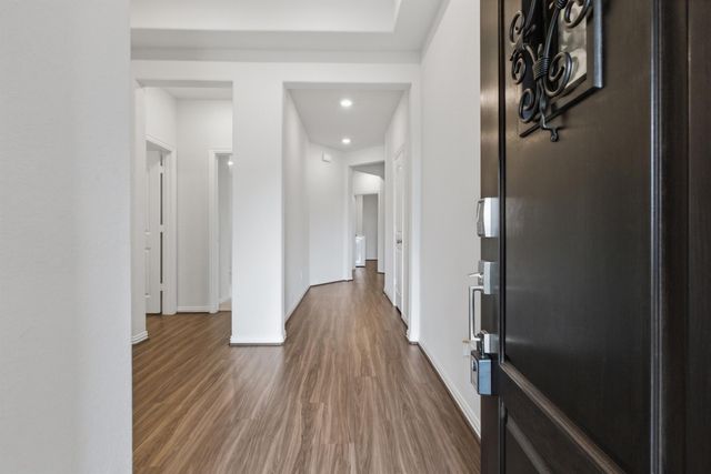 8811 Beacon Mill Drive, Cypress, TX 77433