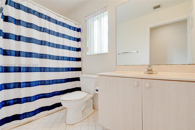 1121 Golden Cane Dr, Weston, FL 33327