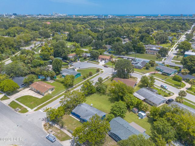 901 Lockhart Street, Daytona Beach, FL 32114