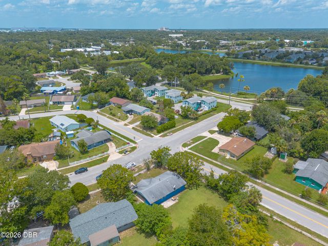 901 Lockhart Street, Daytona Beach, FL 32114