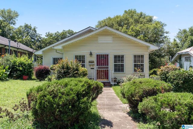 5607 AVENUE E, Fairfield, AL 35064