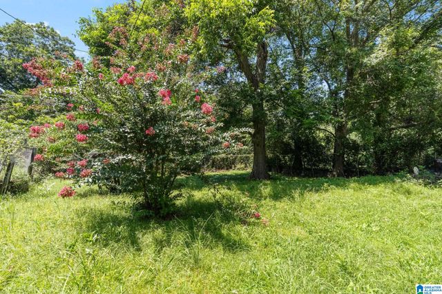 5607 AVENUE E, Fairfield, AL 35064