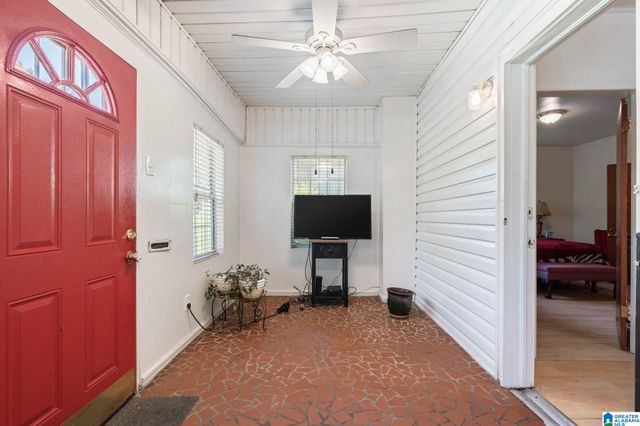 5607 AVENUE E, Fairfield, AL 35064