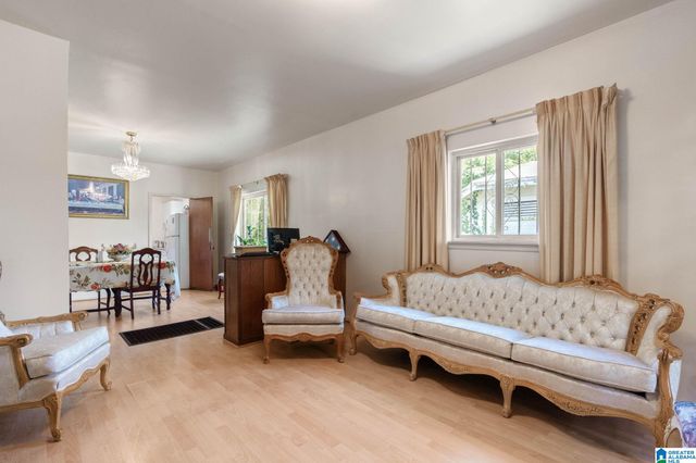 5607 AVENUE E, Fairfield, AL 35064