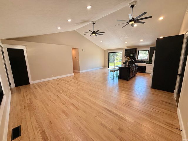 125 Bennett Road, Bedford, IN 47421