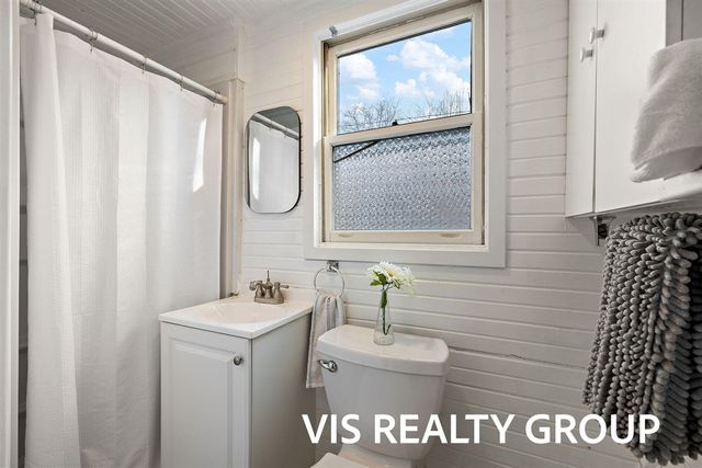 319 Visser Street, Spring Lake, MI 49456