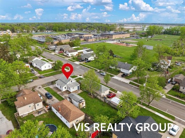 319 Visser Street, Spring Lake, MI 49456