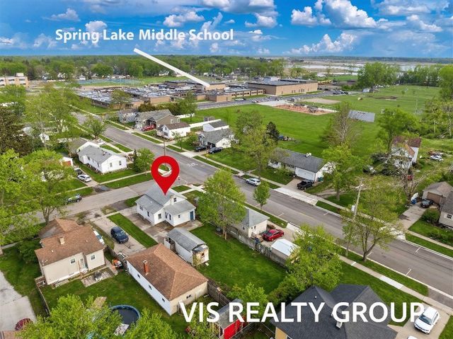 319 Visser Street, Spring Lake, MI 49456