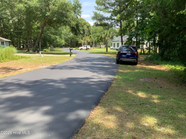 709 Lakeside Drive SE, Bolivia, NC 28422